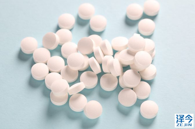 易瑞沙(吉非替尼)的性状及适应症